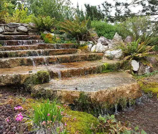 Photo Cascade en pierre naturelle étagée