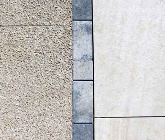 Béton empreinte cours et jardin 1