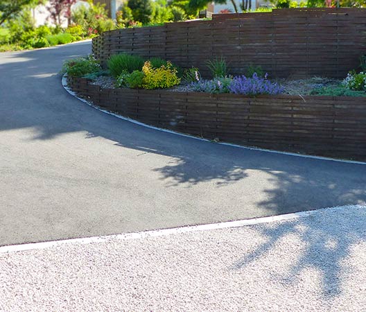 Le Béton Empreinte Désactivé Pour Les Cours Et Terrasses