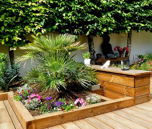 jardin avec terrasse en bois 8