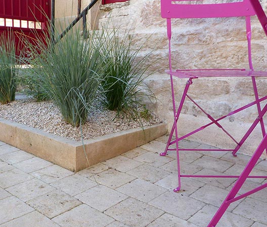 Transformation d'une cour de jardin avec piscine 10