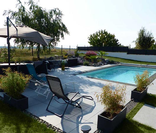 jardin et piscine contemporaine 12