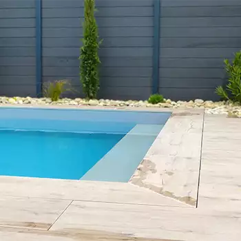 Pose de margelles de piscine à Dijon