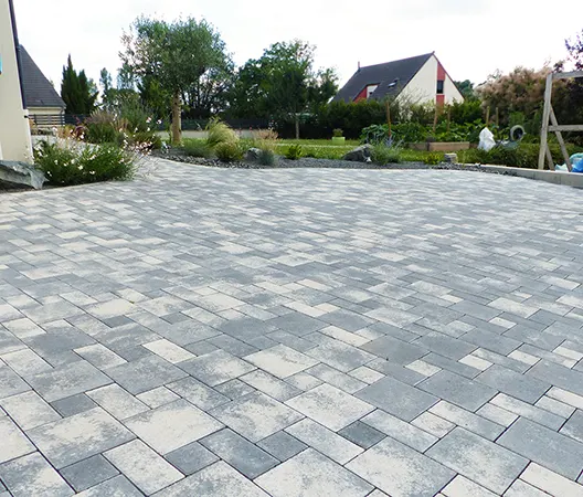 cour pave multiformats gris