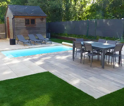 Creation terrasse en gres cerame bois et plage en gres cerame 60 x 60 cm