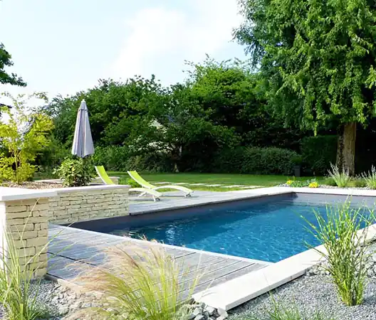 Photo Réalisation d'un îlot piscine en Bourgogne