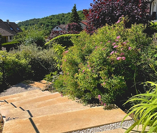 descente d'escalier pierre naturelle 6