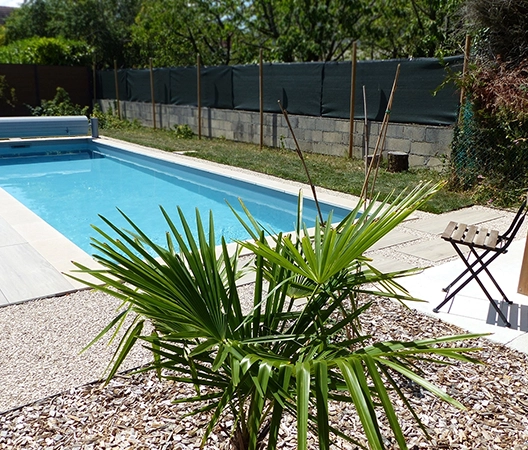 piscine en bord de massif
