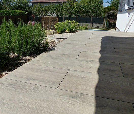 terrasse grés cèrame