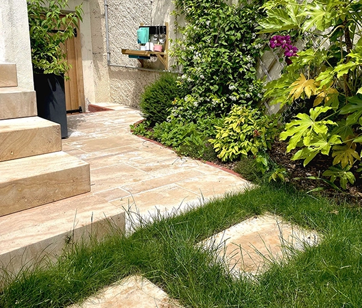 terrasse et marches pierre naturelle de bourgogne