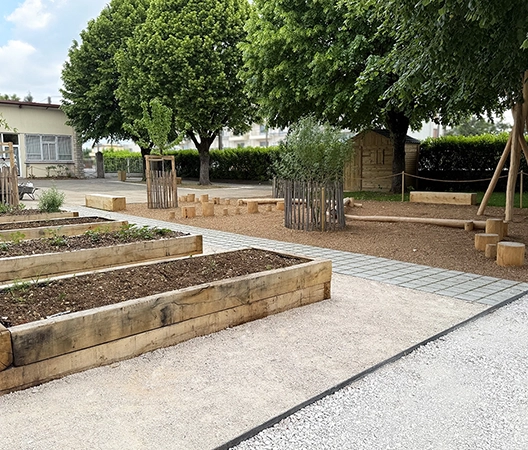 Desimpermeabilisation d une cour d'ecole